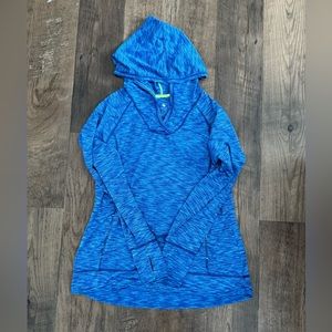 Performance Hooded Top